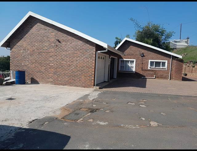 7 BEDROOM HOUSE FOR SALE IN MOTALABAD